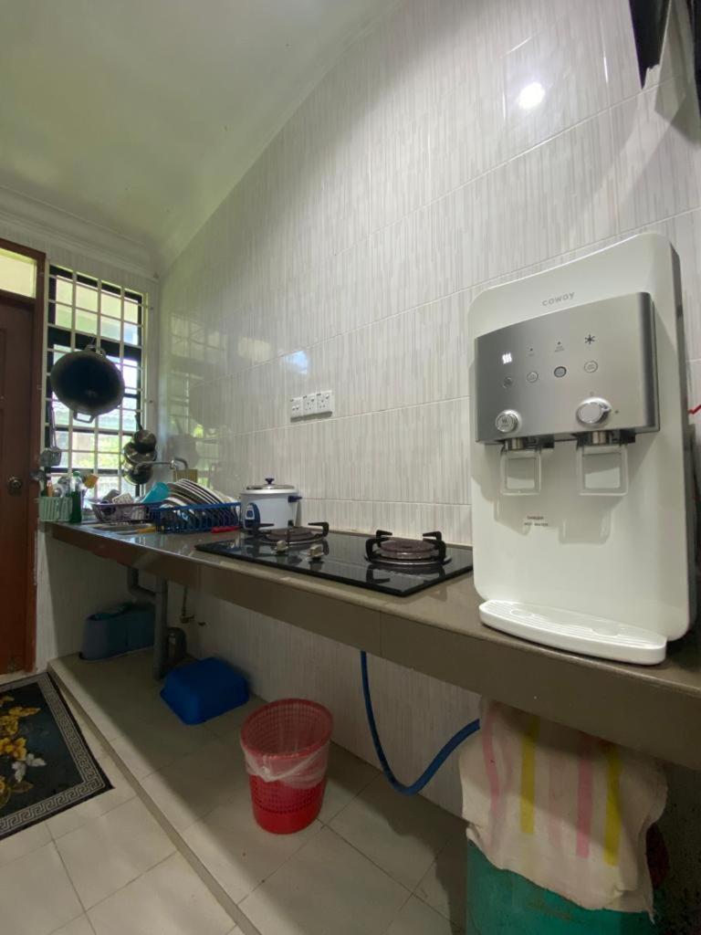 Rumah Penginapan Tok Ma Marang Bagian luar foto