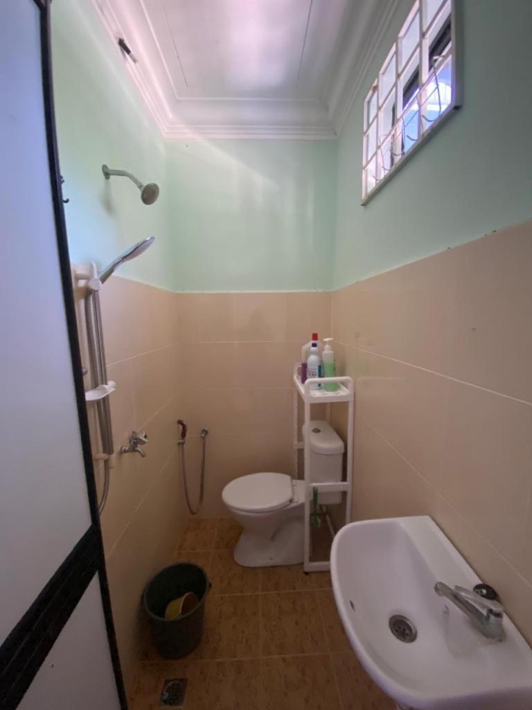 Rumah Penginapan Tok Ma Marang Bagian luar foto